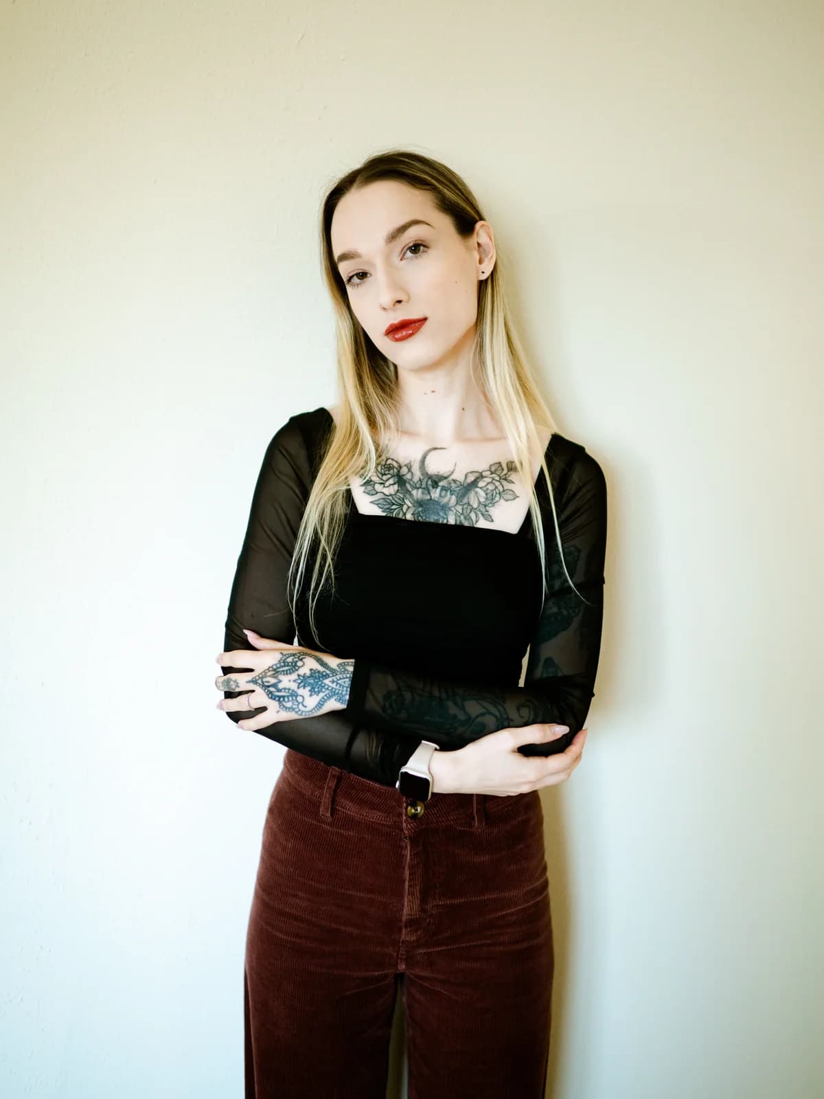 Standing portrait of Nika Osseili.